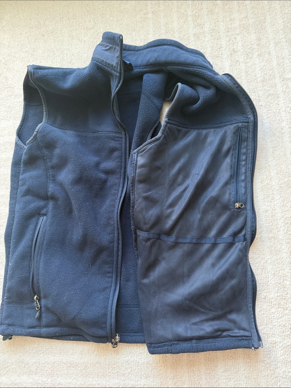 Vineyard Vines Navy Fleece Zip-Up Vest - Picture 7 of 7
